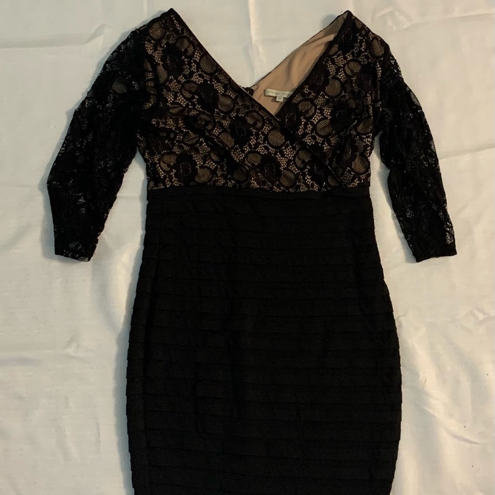 Kimi + Kai maternity black dress medium